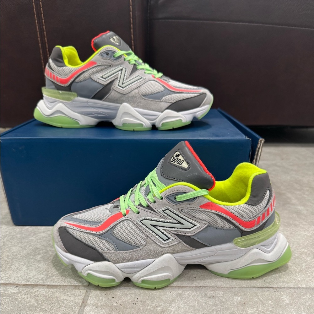 Size 7.5 Wmns - New Balance DTLR x 9060 Glow